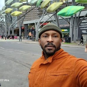 Meet your Posher, Tom